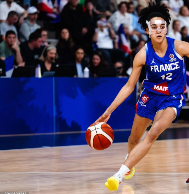 La France s'impose devant le Nigéria et poursuit son sans-fautes