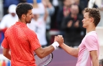 Van Assche fait trembler Djokovic