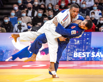 Médaille d'or pour Daikii Bouba, médaille de bronze pour Walide Khyar