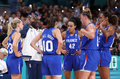 La France étrille l'Israël et reste invaincue