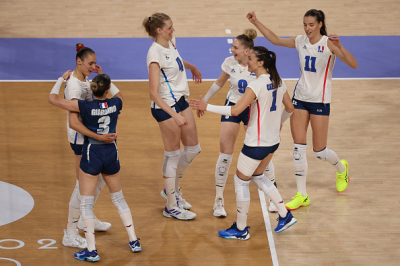 César Hernandez présente le programme à venir pour les bleues