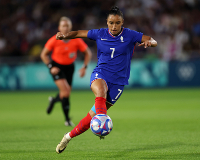 Joyeux anniversaire Sakina Karchaoui