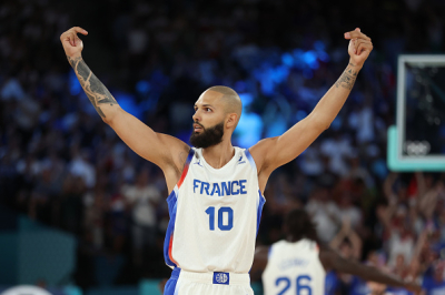 Evan Fournier participera aux qualifications pour l'Euro 2025 en février