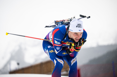 Eric Perrot et Emilien Jacquelin ensemble sur le podium de la poursuite