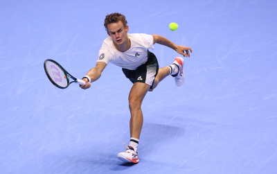 Luca Van Assche balayé par Joao Fonseca