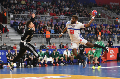 Les bleus déroulent face à la Hongrie