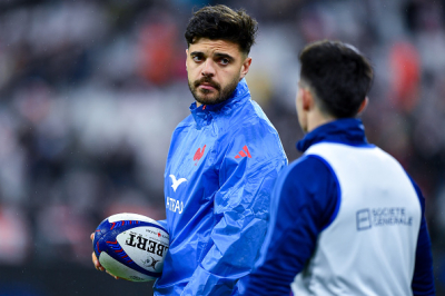 Romain Ntamack sera encore suspendu face à l'Italie