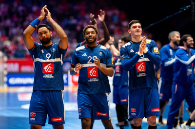 Les Bleus surclassent l'Ukraine et s'ouvrent les portes du tour principal