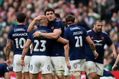 La France se ballade en Irlande avec la manière