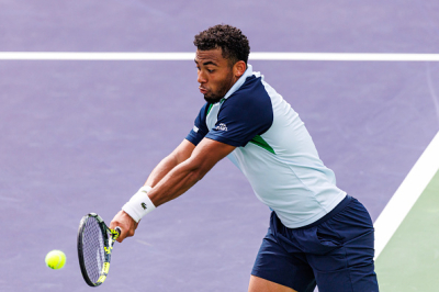 Arthur Fils qualifié sur abandon de Gabriel Diallo