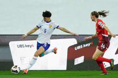 Large victoire pour la France face à la Suisse