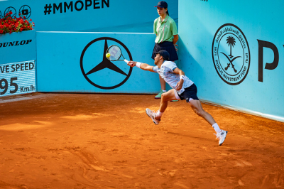 Benjamin Bonzi abandonne face à Taylor Fritz