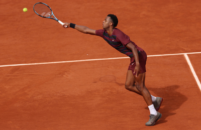 Giovanni Mpetshi Perricard tombe face à Damir Dzumhur