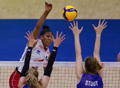 Les bleues en mode réaction face à la Serbie