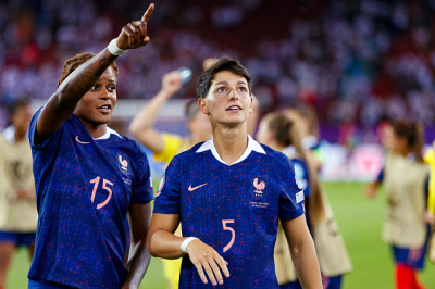 Au bout du suspense, les Bleues renversent la Suède