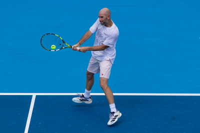 Adrian Mannarino résiste mais s'incline face à Jannik Sinner