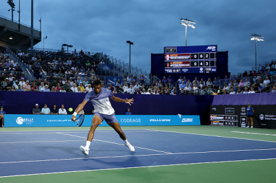 Giovanni Mpetschi Perricard stoppé en demi-finale
