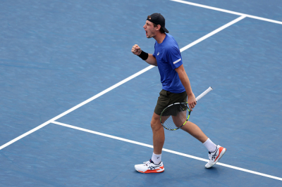 Valentin Royer poursuit son chemin et fonce en demi-finale