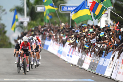 Pauline Ferrand-Prévot et les favorites surprises par Magdeleine Vallieres