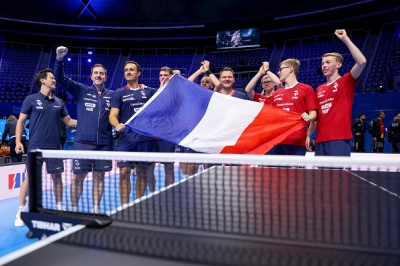 Les bleus voient loin et mettent la pression à l'indétrônable équipe de Chine