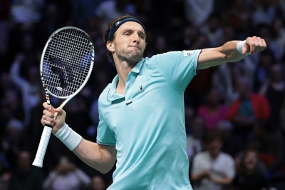 Arthur Rinderknech bat Fabian Marozsan