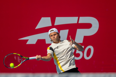 Marcos Giron s'impose devant Alexandre Muller