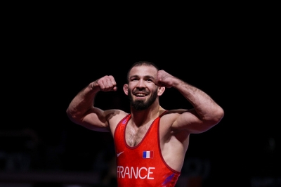 Khadjiev offre une dernière médaille aux Bleus