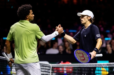 Arthur Fils tombe face à Alex De Minaur