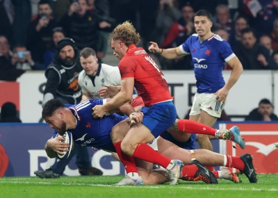 Le XV de France s'impose avec le bonus offensif et garde le cap sur le Grand Chelem