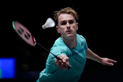 Alex Lanier débute par une victoire