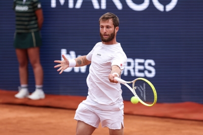Corentin Moutet solide face à Ignasio Buse