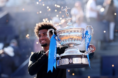 Arthur Fils remporte le tournoi de Barcelone