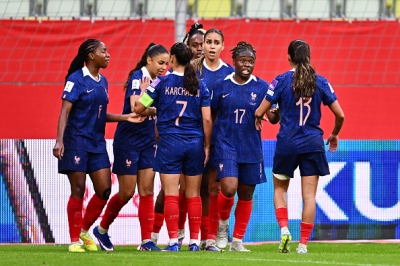 Les Bleues l'emportent 2-0 en Pologne