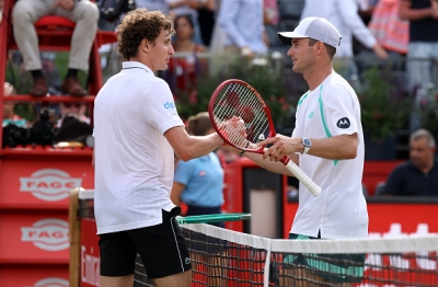 Ugo Humbert tombe face à Tommy Paul