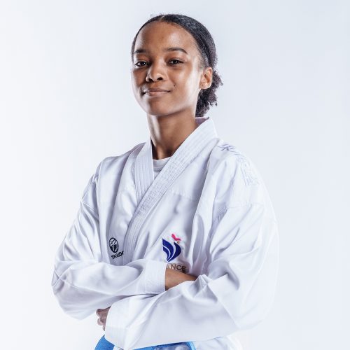 Niswa Ahmed, karatéka française de l'équipe de France