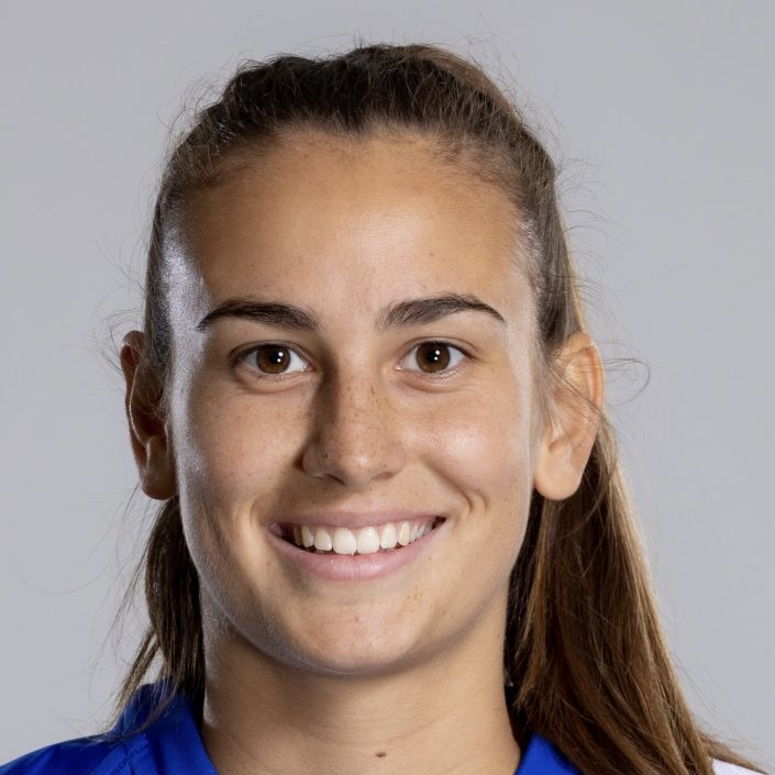 Lina Queyroi, rugbywoman de l'équipe de France