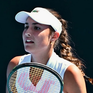 Eleejah Inisan, tenniswoman française de l'équipe de France