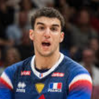 Amir Tizi-Oualou, volleyeur de l'équipe de France